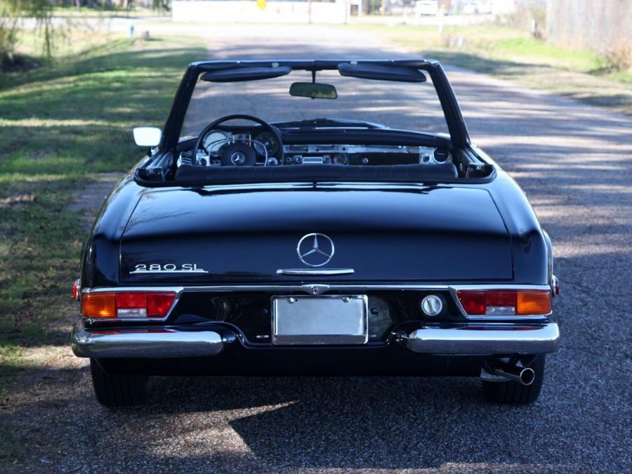  Mercedes-Benz 280 SL California Coupe 1968 года  (фото 8 из 14)